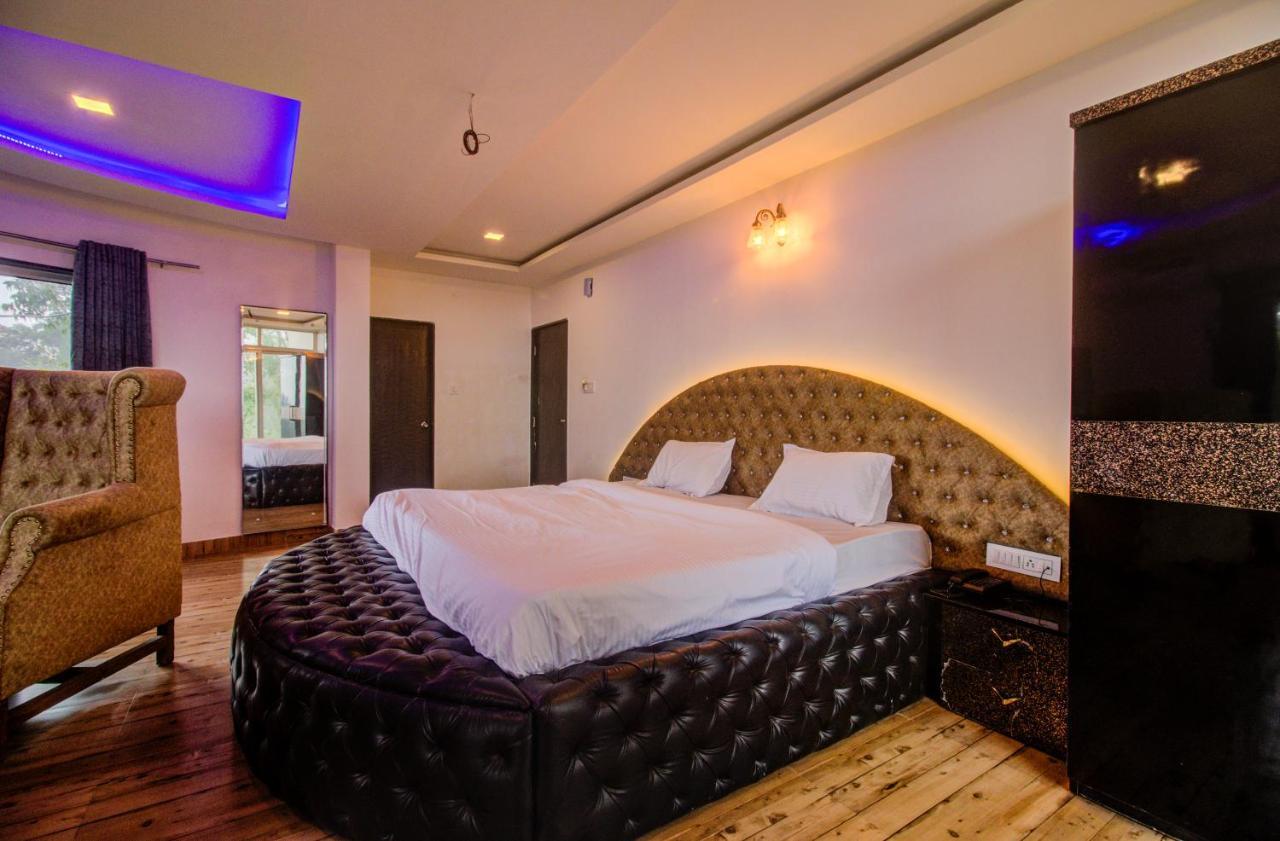 The Mountain Mist Hotel Mahābaleshwar Dış mekan fotoğraf